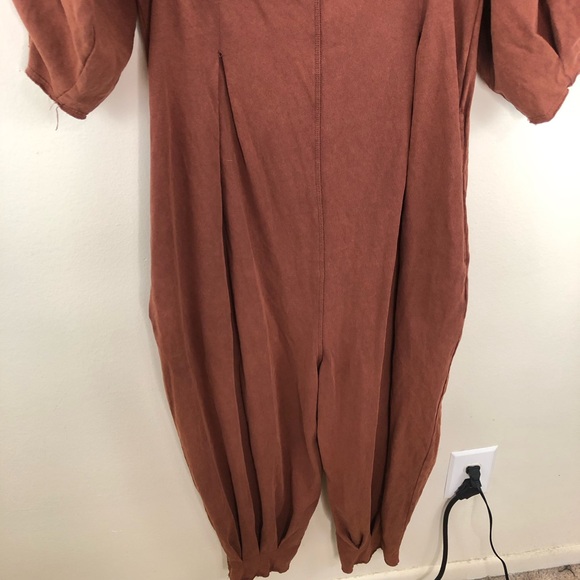 Free People Lotta Love Pleated Jumpsuit Brown Size Medium - Picture 7 of 15